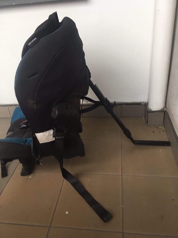F895EA2A-3D54-47EF-8060-DE028A221828